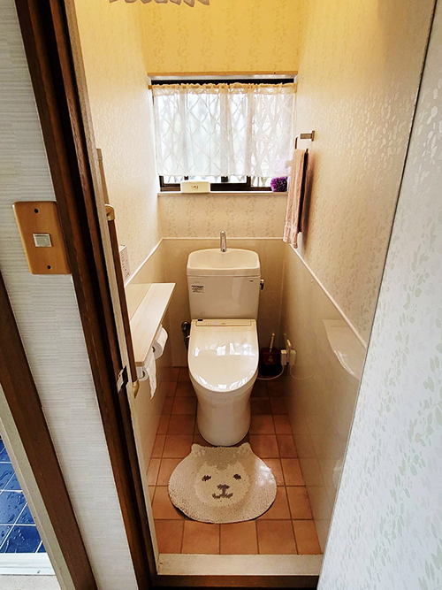 【小牧市】Ｔ様邸　トイレ改修工事/床張り替え