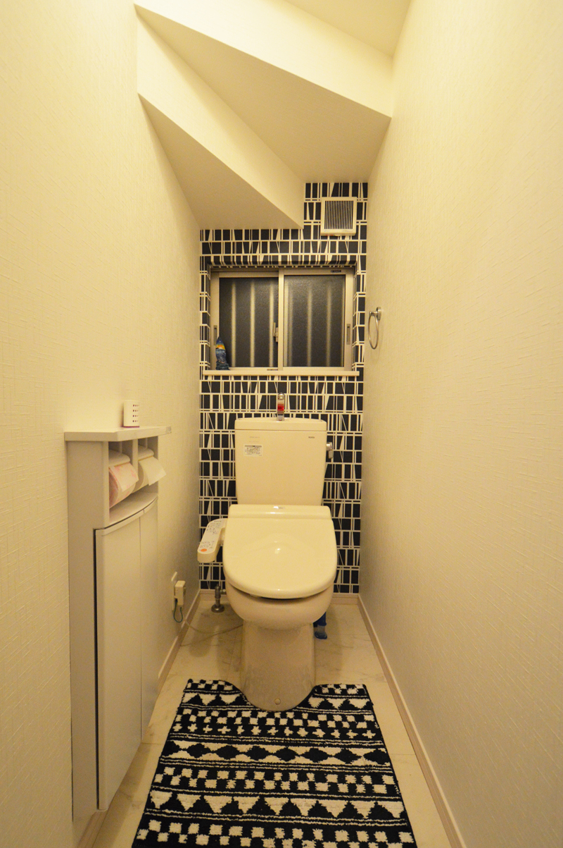 トイレのクロス張り替え　犬山市